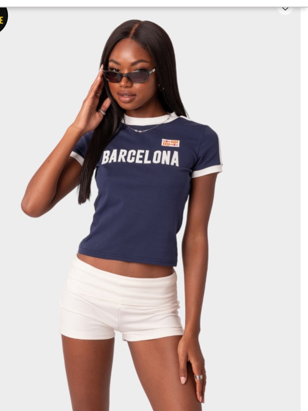 EDIKTED Barcelona Womens Tee XS